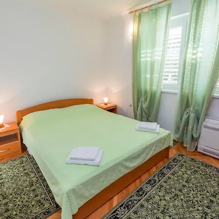 Apartment Linda Primošten